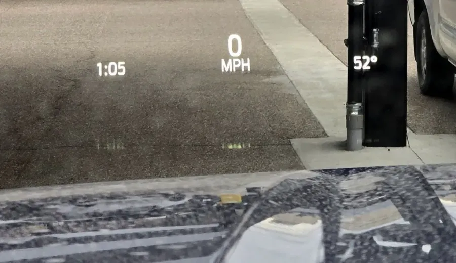 2026 Ford Super Duty F-350 | Photo 15 of 32