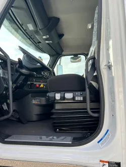 2025 Western Star 49X | Thumbnail Photo 6 of 8