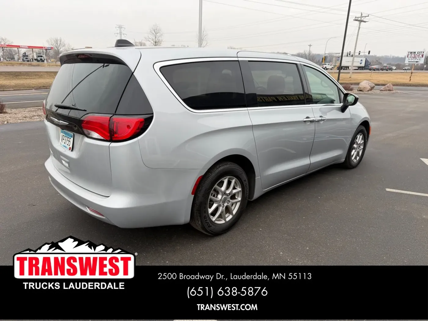2024 Chrysler Voyager LX | Photo 4 of 23
