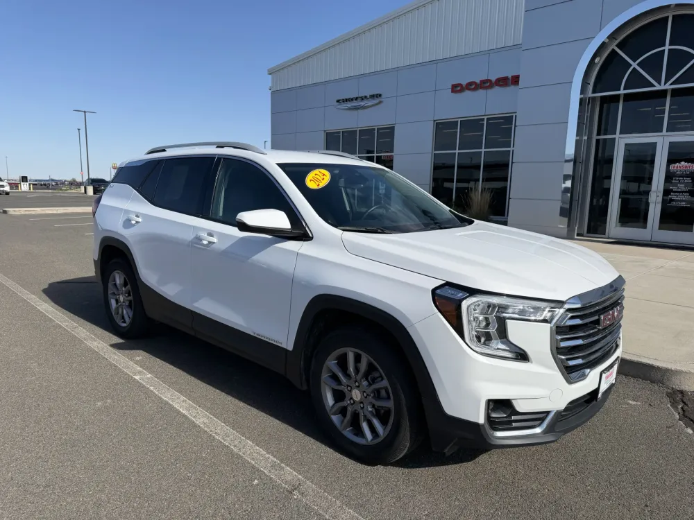 2024 GMC Terrain SLT AWD's photo
