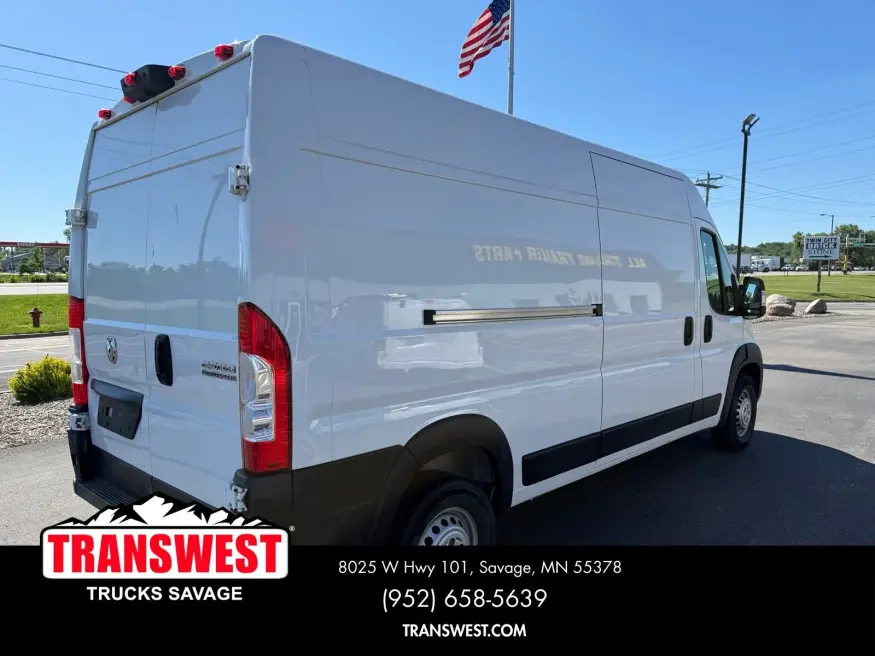 2024 RAM ProMaster 2500 High Roof | Photo 2 of 4