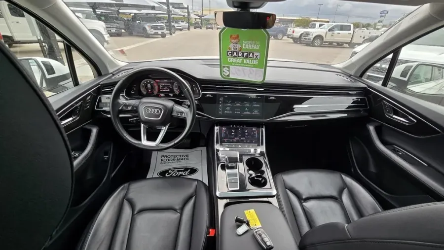 2023 Audi Q7 | Photo 29 of 34