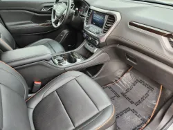 2023 GMC Acadia AT4 | Thumbnail Photo 14 of 27
