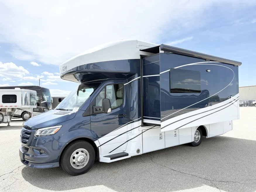 2026 Newmar Freedom Aire 2515 | Photo 19 of 23