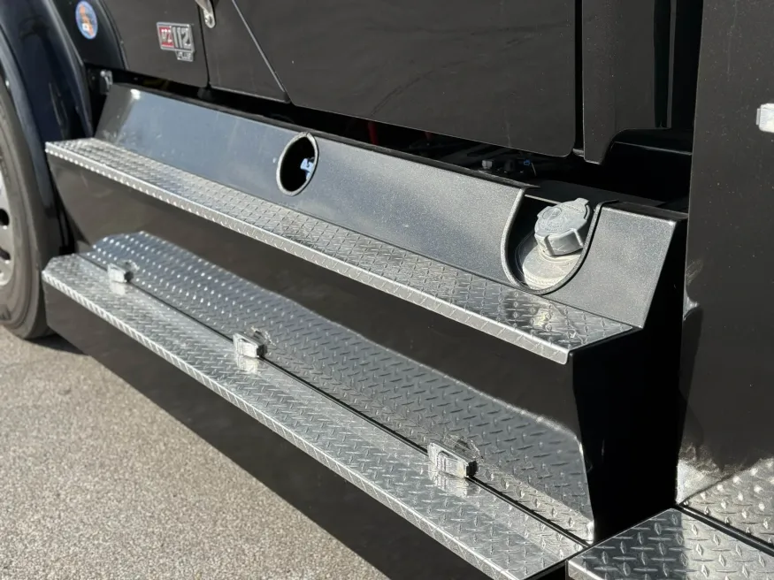 2024 Freightliner M2 112 Laredo | Photo 28 of 30