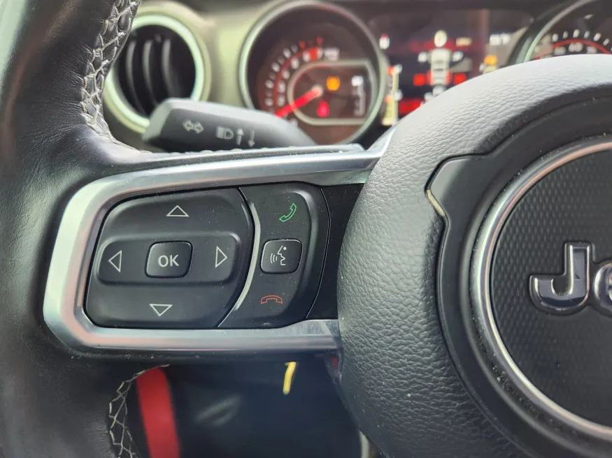 2021 Jeep Wrangler Unlimited Rubicon | Photo 16 of 25