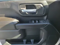 2026 GMC Sierra 2500HD Pro | Thumbnail Photo 21 of 30