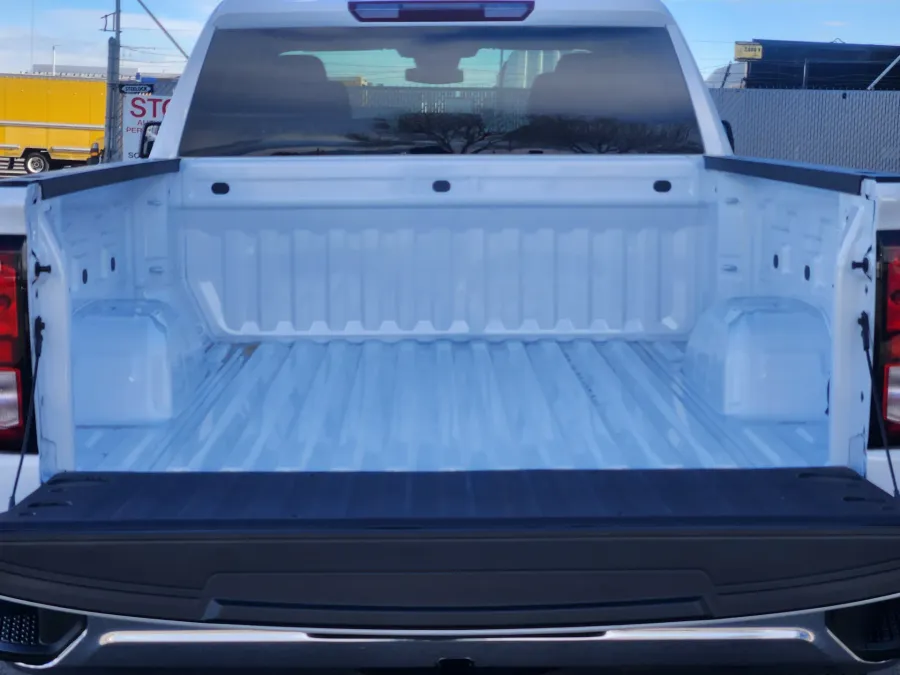 2026 GMC Sierra 1500 Pro | Photo 18 of 20