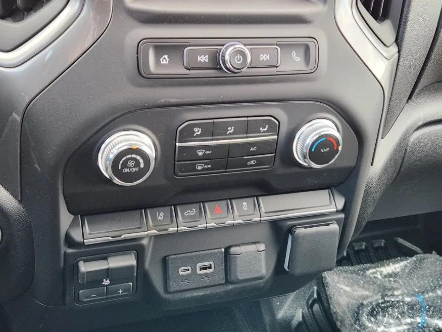 2026 GMC Sierra 2500HD Pro | Photo 12 of 20