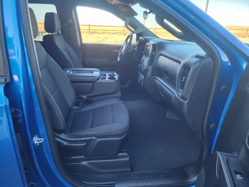 2022 Chevrolet Silverado 1500 Custom Trail Boss | Photo 17 of 23