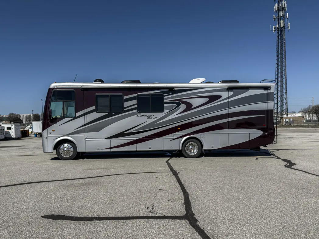 2012 Newmar Canyon Star 3511 