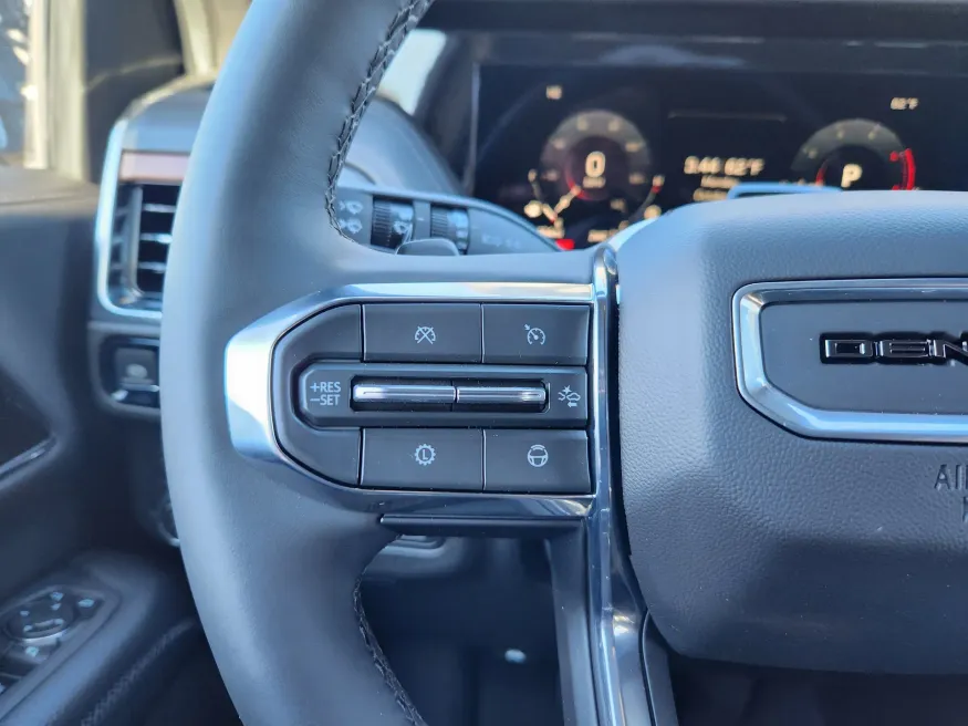 2026 GMC Yukon XL Denali | Photo 24 of 30