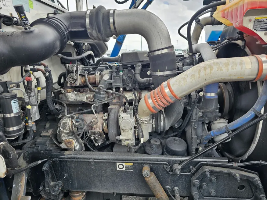 2019 Peterbilt 389 | Photo 18 of 24