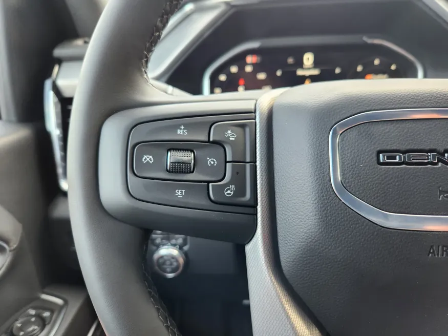 2026 GMC Sierra 2500HD Denali | Photo 21 of 28