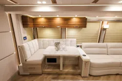 2026 Emerald Luxury Coaches Prevost H3-45 Quad Slide | Thumbnail Photo 9 of 34