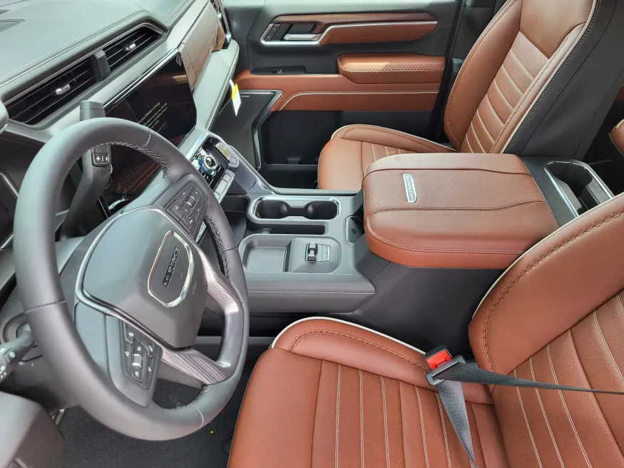 2026 GMC Sierra 2500HD Denali Ultimate | Photo 11 of 25