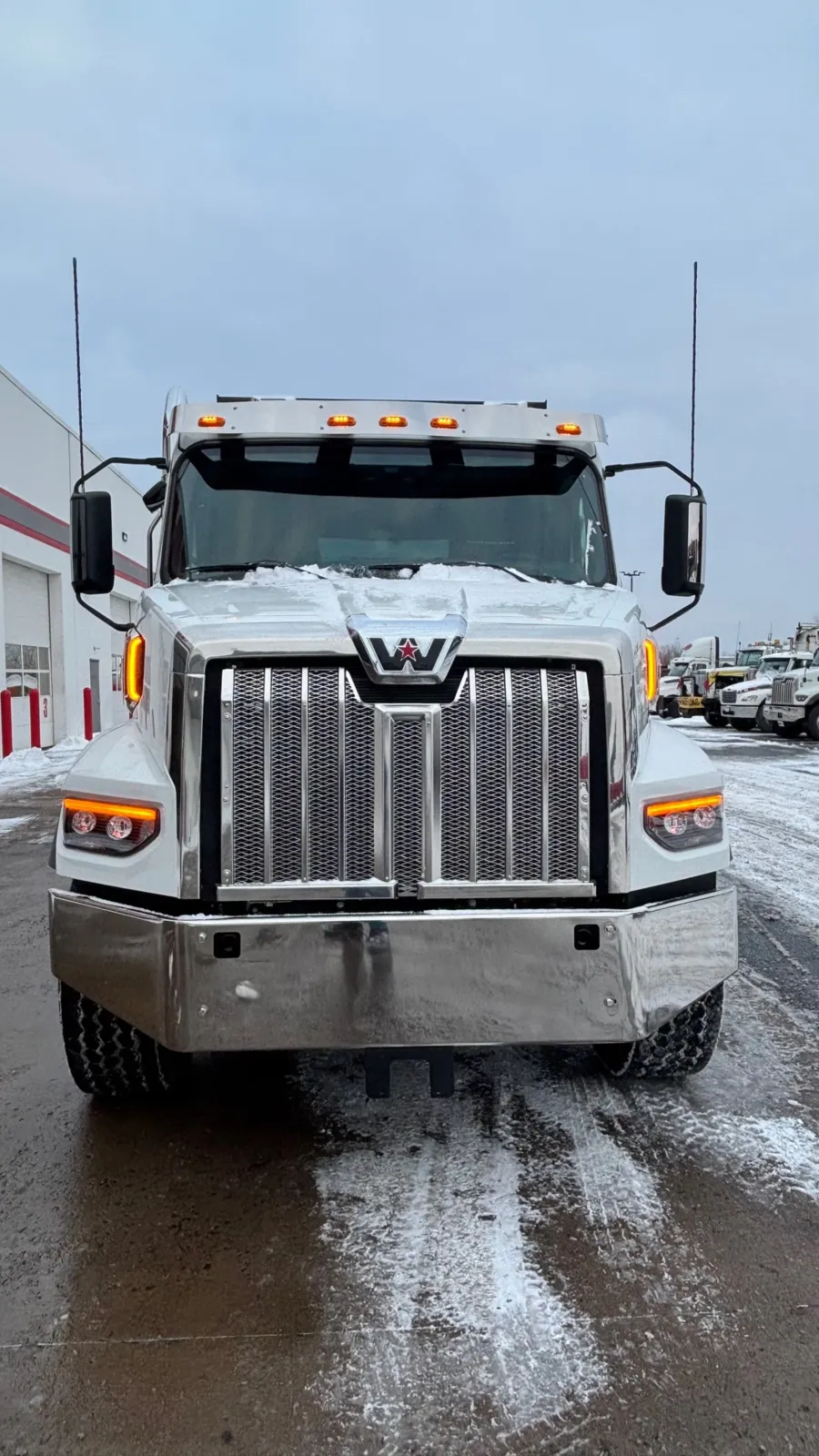 2026 Western Star 47X | Photo 8 of 11
