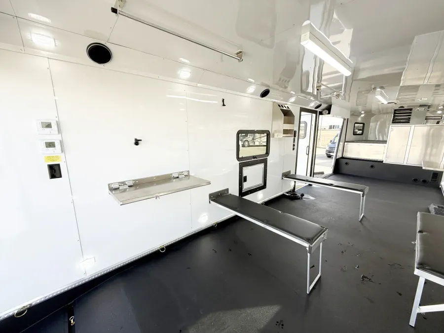 2026 Logan Coach Horse Power Burandt Edition | Photo 15 of 21