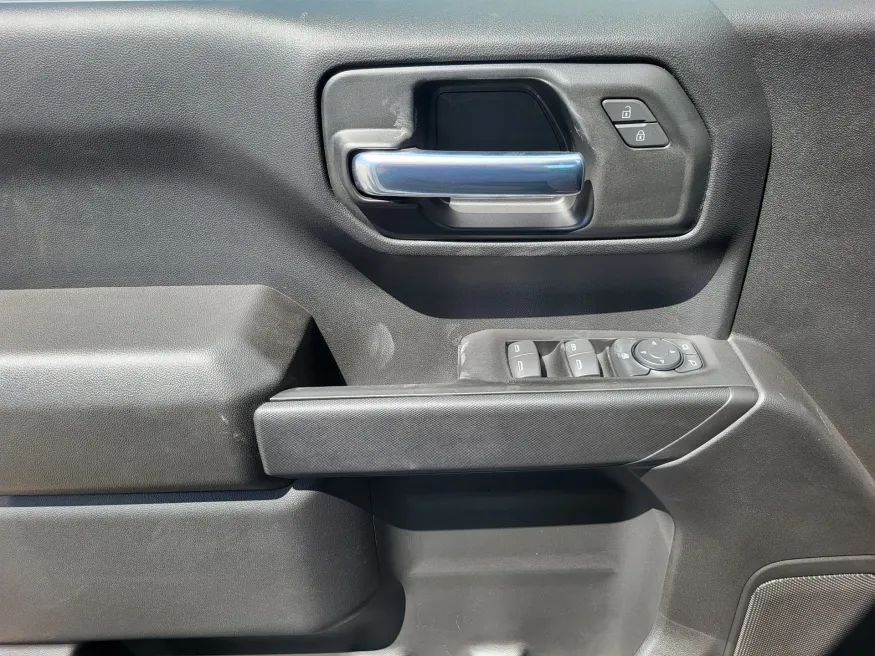 2026 GMC Sierra 1500 Pro | Photo 17 of 23
