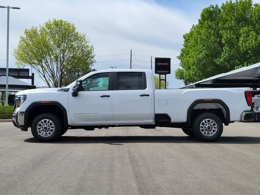2026 GMC Sierra 2500HD Pro | Photo 3 of 24