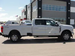 2026 Ford Super Duty F-350 | Thumbnail Photo 10 of 28