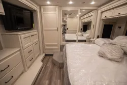 2026 Tiffin Byway 33FL | Thumbnail Photo 16 of 18