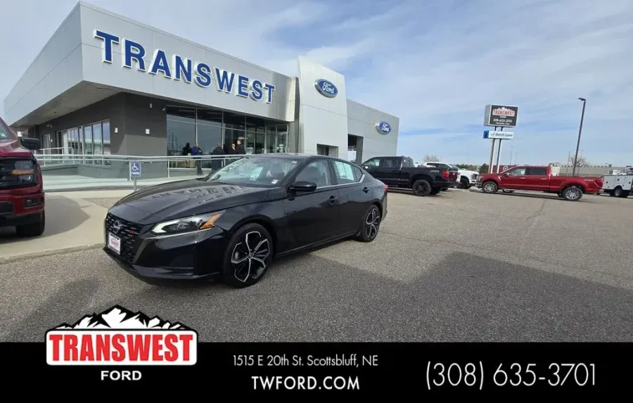 2024 Nissan Altima | Photo 27 of 27