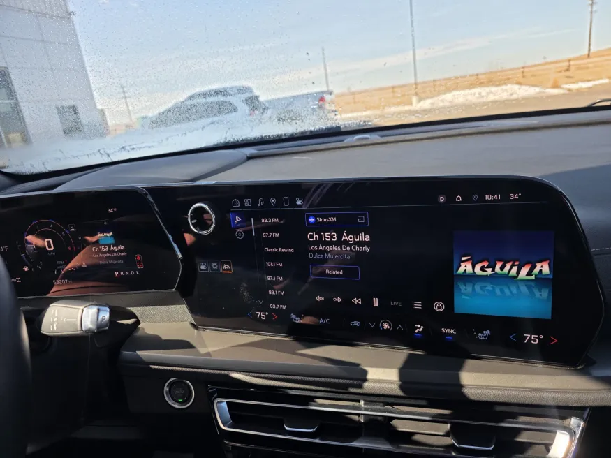 2024 Chevrolet Traverse AWD LT | Photo 25 of 29