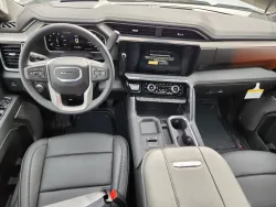 2026 GMC Sierra 3500HD Denali | Thumbnail Photo 11 of 31