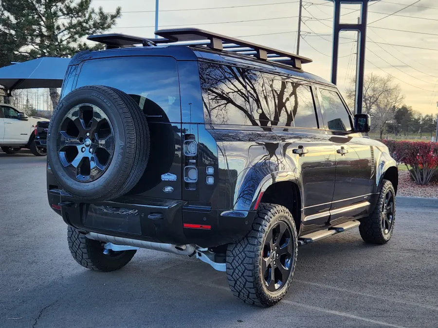 2020 Land Rover Defender X | Photo 2 of 28