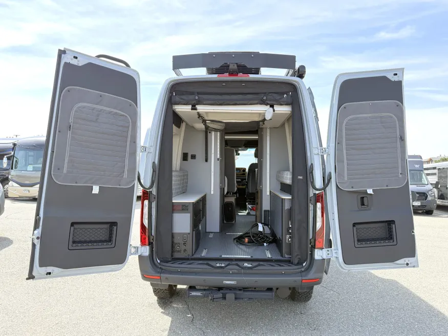 2026 Winnebago Revel 44E | Photo 15 of 19