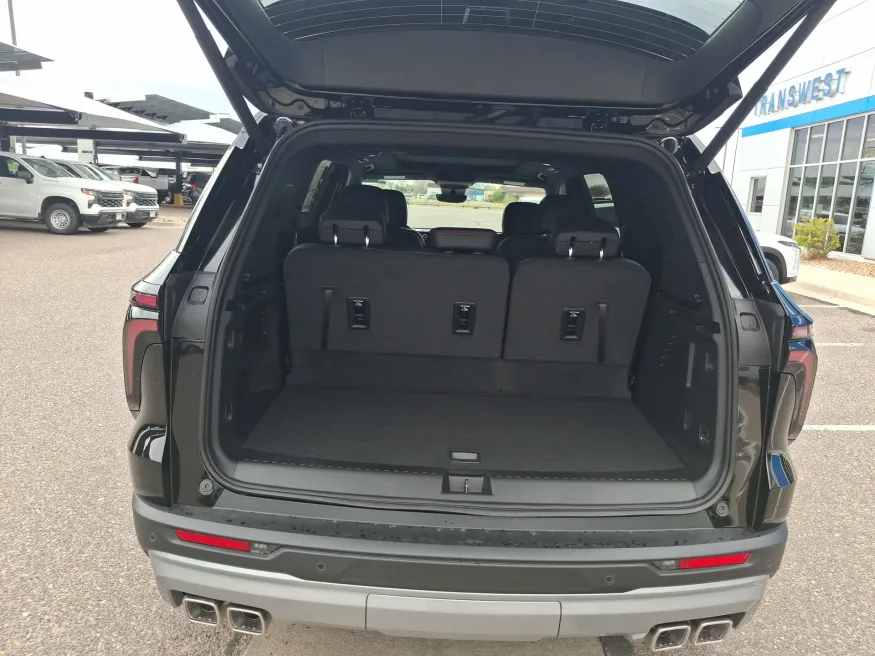2026 Chevrolet Traverse AWD Z71 | Photo 8 of 20