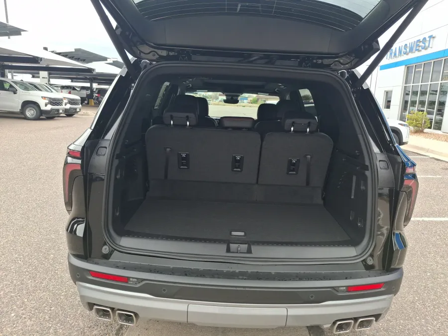 2026 Chevrolet Traverse AWD Z71 | Photo 8 of 20