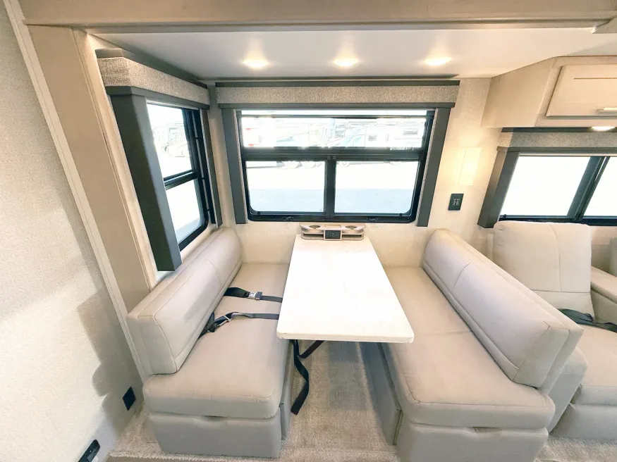 2026 Renegade Valencia 36SB | Photo 10 of 25