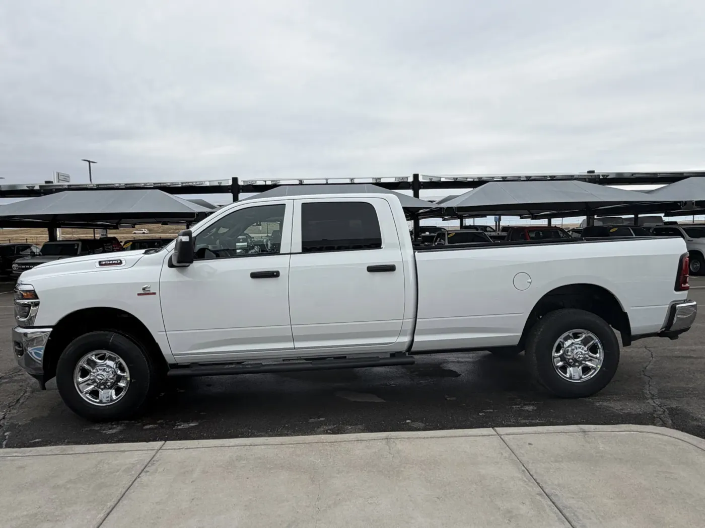 2026 RAM 3500 Tradesman | Photo 4 of 16