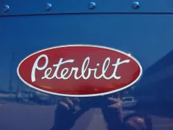 2022 Peterbilt 389 | Thumbnail Photo 8 of 23