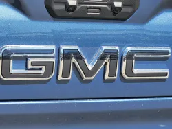 2026 GMC Sierra 1500 Denali Ultimate | Thumbnail Photo 10 of 26
