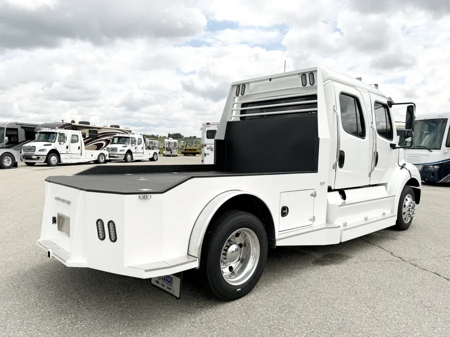 2023 Freightliner M2 112 Laredo Hauler | Photo 16 of 22