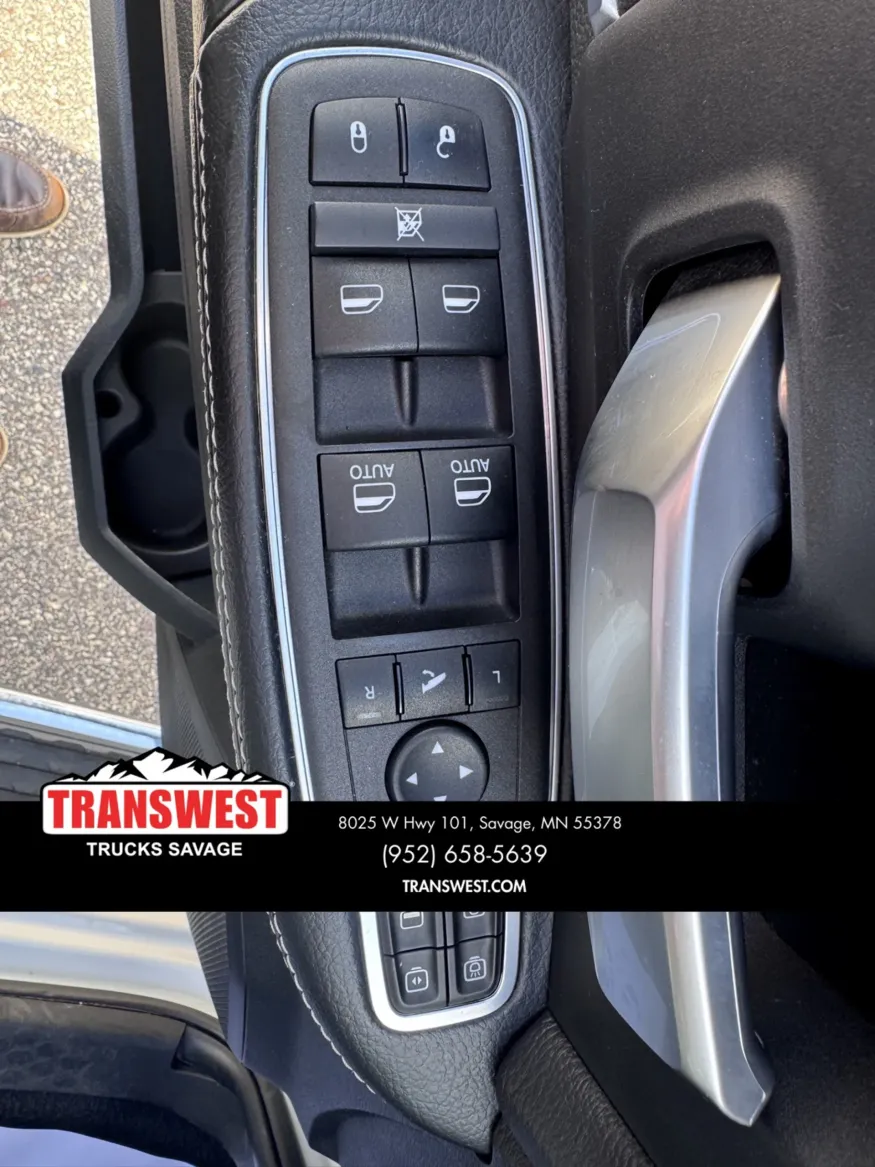 2024 RAM 3500 | Photo 10 of 24