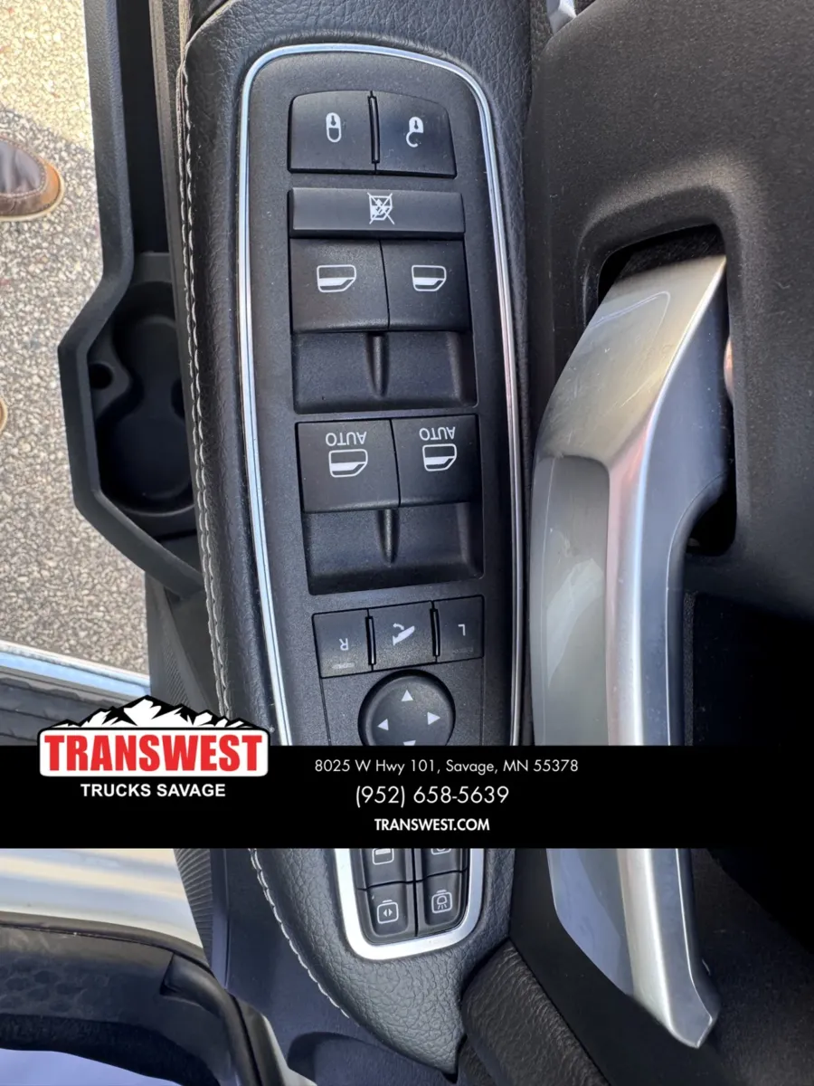 2024 RAM 3500 | Photo 10 of 24