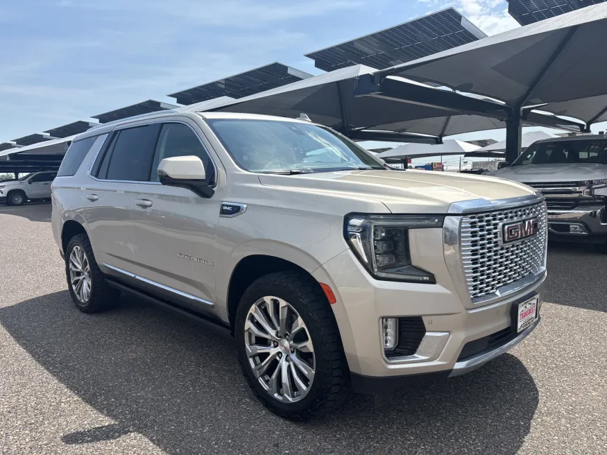 2022 GMC Yukon Denali | Photo 6 of 25