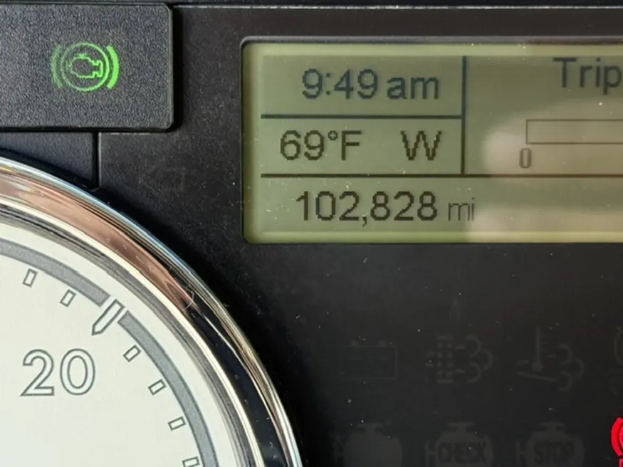 2023 Freightliner 122SD | Photo 14 of 18