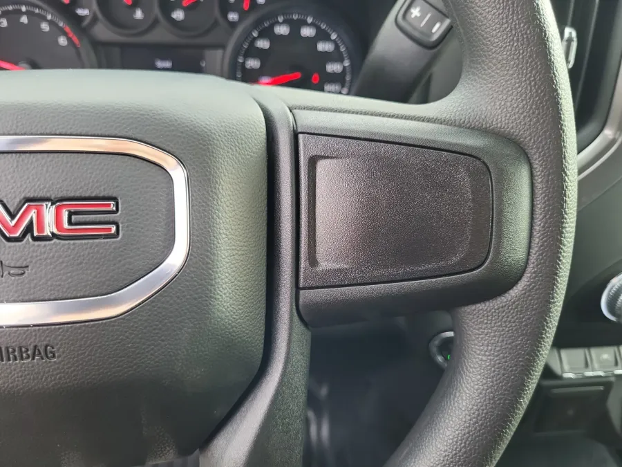 2026 GMC Sierra 1500 Pro | Photo 12 of 22