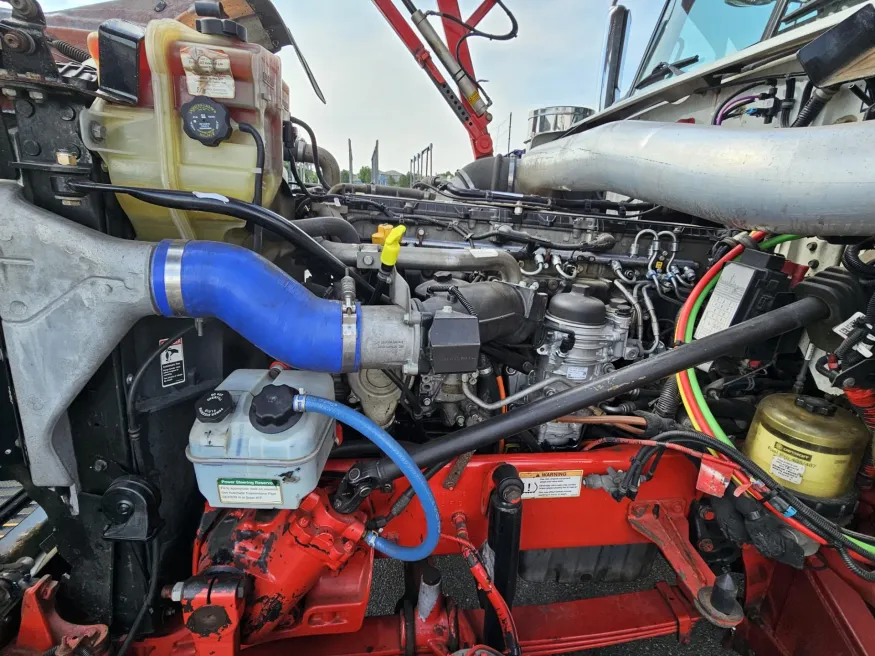 2019 Western Star 4900 | Photo 22 of 31