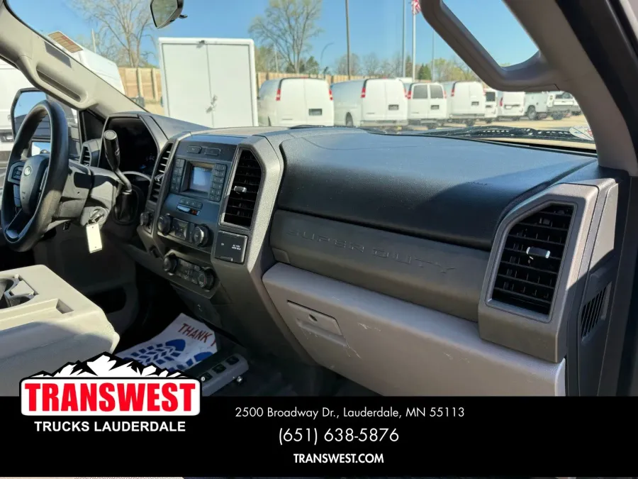 2020 Ford Super Duty F-350 XL | Photo 6 of 22