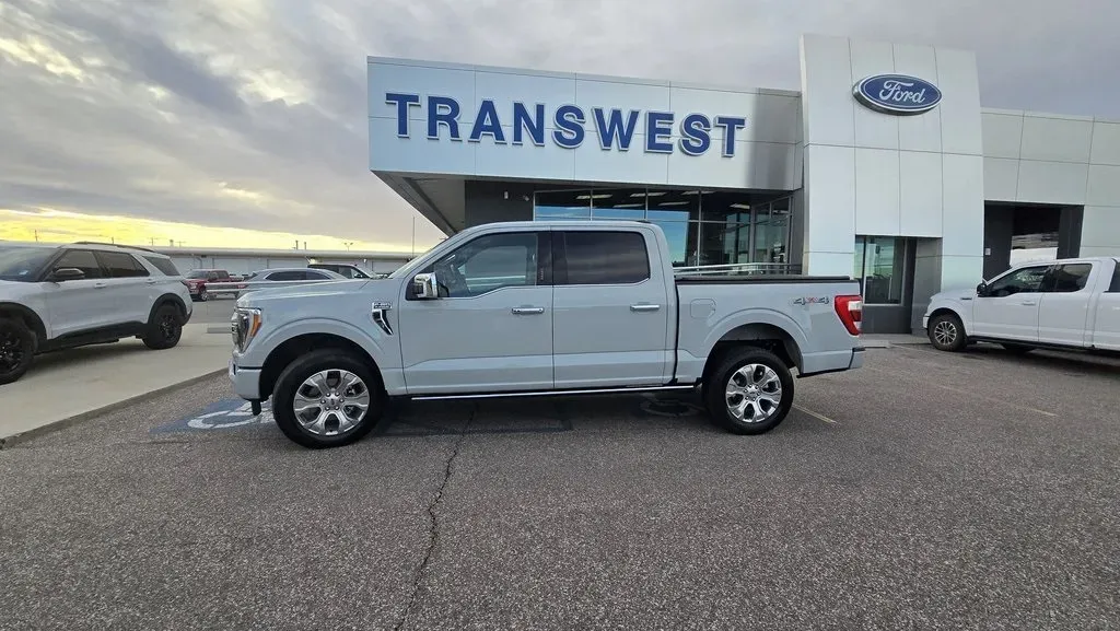 2023 Ford F-150 | Photo 4 of 34