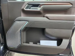 2026 GMC Sierra 3500HD Denali | Thumbnail Photo 16 of 30