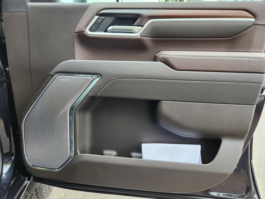 2026 GMC Sierra 3500HD Denali | Photo 16 of 30