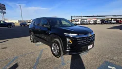 2025 Chevrolet Equinox | Thumbnail Photo 3 of 30