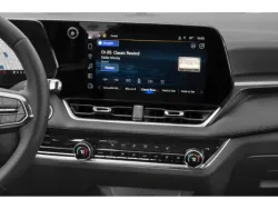 2025 Chevrolet Equinox | Thumbnail Photo 6 of 13